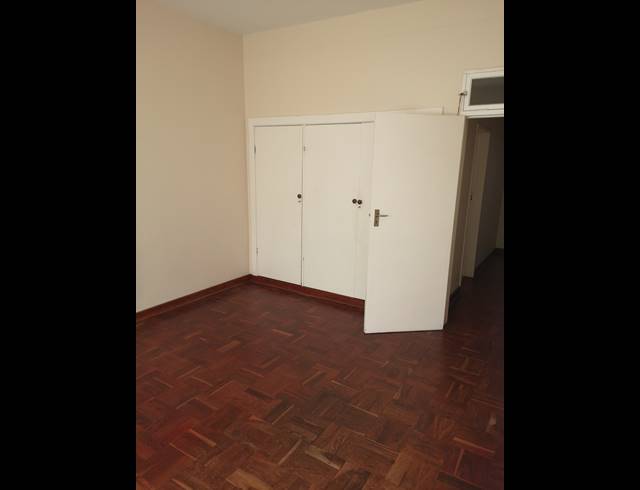 1 BEDROOM APARTMENT FOR SALE IN EMMARENTIA